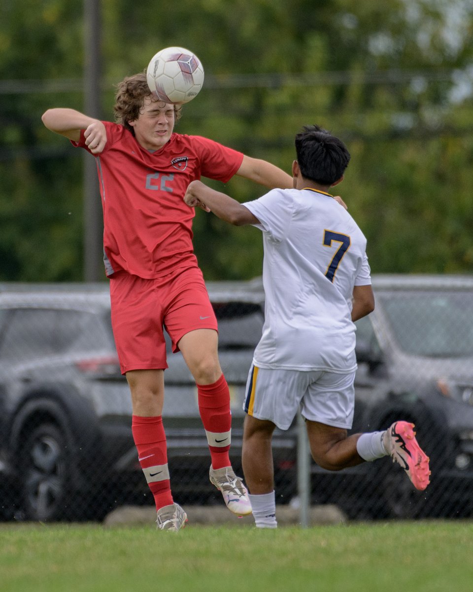bbarbash's tweet photo. Moorestown and Toms River North.

@christybarbash @ty_barbash13 @LenapeAthletics https://t.co/GfhJXKwTow