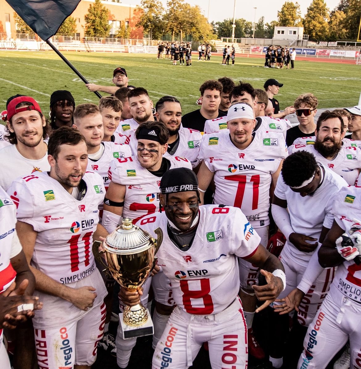 JustinAaronUH91's tweet photo. From @DigInMules to the @GFLinfo 

The 2024 Playoffs are here! 

Another season with the @PotsdamRoyals for @curtiss_ryan 

So proud and always supporting. @Muhl_Sports @D3FBHuddle https://t.co/YIsm6YVpwM