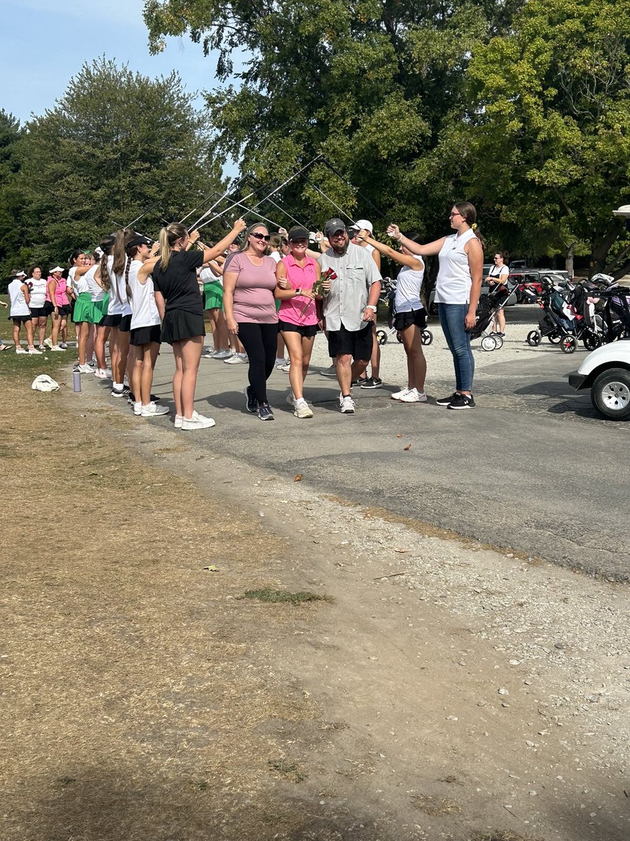 Mt Vernon picked 2 wins tonight over Lapel and <a href="/YorktownGolf/">Yorktown Tigers Golf</a> 169-178-187 on Senior Night. Izzy VanHeel was medalist with another 36! Thanks to the Bulldogs and Tigers for helping us celebrate our seniors!