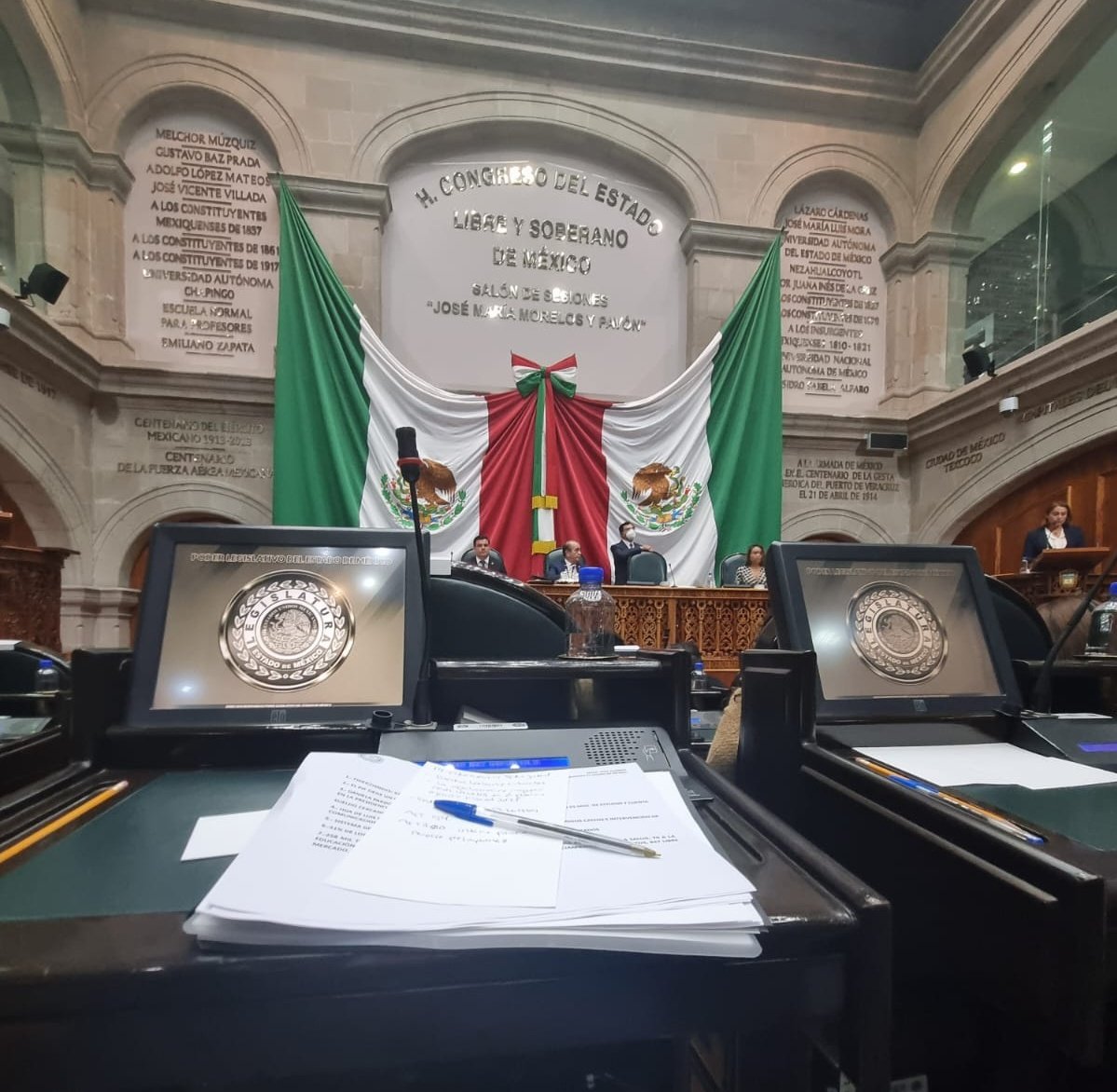 kalidmohamedb's tweet photo. 🇲🇽 | Listos en el H. Congreso de la LXII Legislatura del #EdoMéx, en el que se reforman, adicionan y derogan diversas disposiciones en la Constitución Política de los Estados Unidos Méxicanos, en materia de Reforma del Poder Judicial.
#SoyMohamed #DiputadoLocal #DistritoIV https://t.co/fmZs5P3a4B