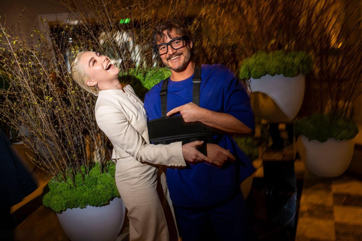 everpascal's tweet image. just remembered this happened and smiled