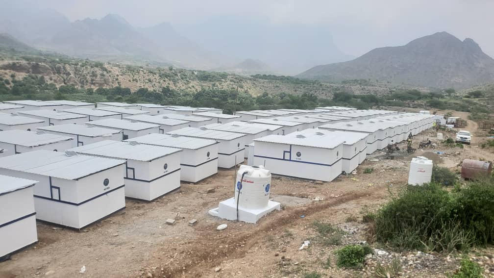 فرع المجلس الأعلى بذمار يتسلم 237 مأوى للنازحين

سكمشا| ذمار  

تسلم فرع المجلس الأعلى لإدارة وتنسيق الشؤون الإنسانية والتعاون الدولي، بذمار، اليوم، مشروع 237 مأوى انتقاليا مخصصا للنازحين في منطقة مشرافة، مديرية وصاب السافل. 

تفاصيل اكثر 👇: 

scmcha.org/ar/scmcha11497…

تابعونا