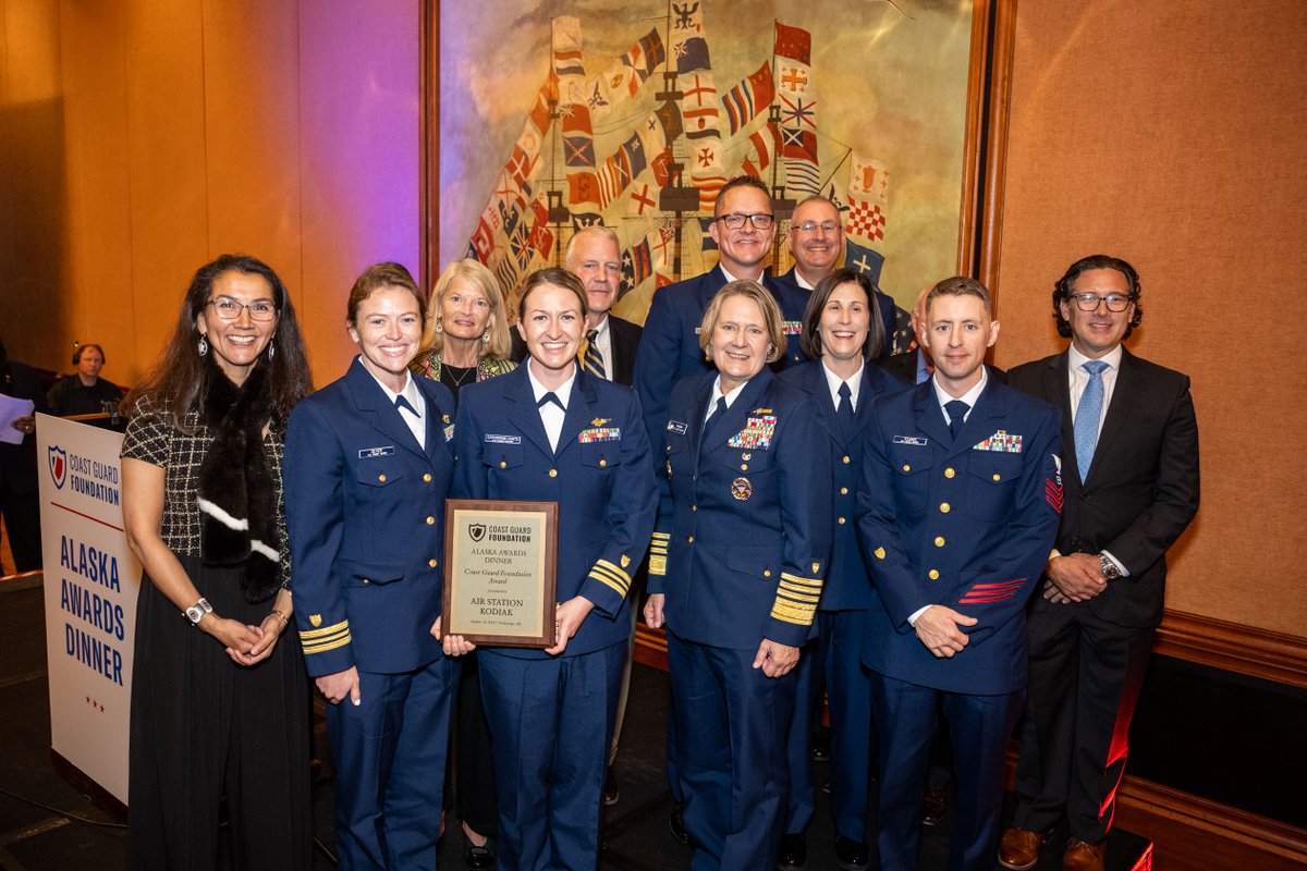 QuintillionNet's tweet photo. Quintillion is proud to have been a sponsor at this year's @CoastGuardFound Awards Dinner. We joined 320 attendees in raising $285K+ to support Coast Guard members and their families!
#CoastGuardFoundation #AlaskaCommunity #Anchorage #Sponsor #AwardsDinner #QuintillionNetwork https://t.co/8tEuTYb1gt