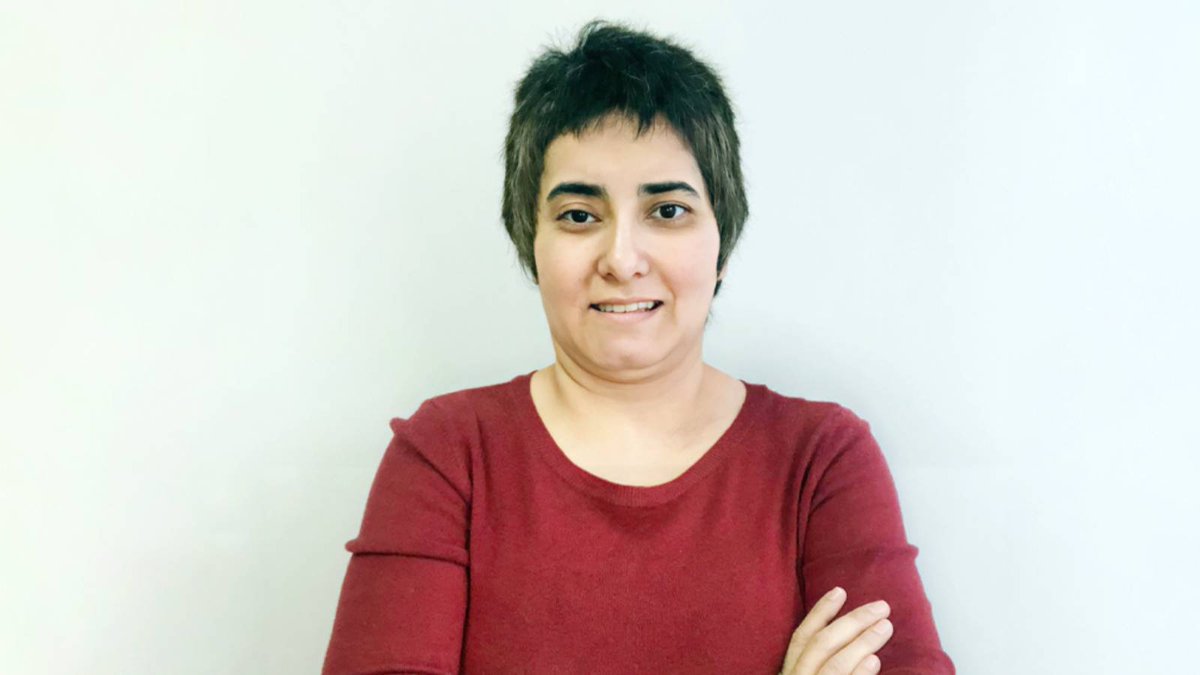 hilalnesin's tweet image. Dilek Ekmekçi, devlet yurtlarındaki çocuklara zorla fuhuş yaptırıldığını ortaya çıkardı. Çarpık ilişkiler yumağını ortaya döktüğü için MHP’nin ve Ülkü Ocakları’nın hedefi haline geldi ve ardından tutuklandı. #DilekEkmekçi
#DilekEkmekciyeOzgurluk @dilekmekci