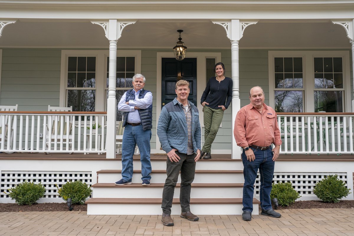 ThisOldHouse's tweet photo. Missing these faces? Catch up on the latest episodes of This Old House and Ask This Old House on our website and @TheRokuChannel! 👷‍♂️👷‍♀️

And don’t forget, new episodes are just 2 weeks away!

📸: Zach Dilgard https://t.co/h0AU4pC2xU