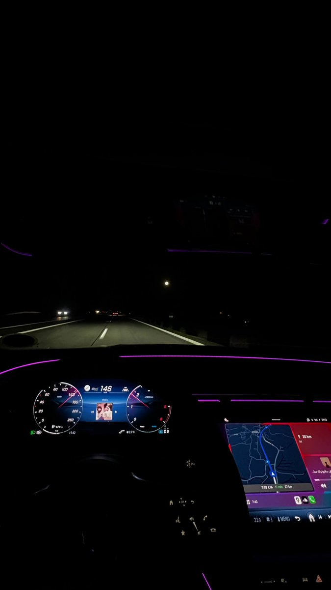 بِمَ التَّعلُّل؟ لا أهلٌ ولا وطنُ
ولا نَديمٌ ولا كأسٌ ولا سَكنُ