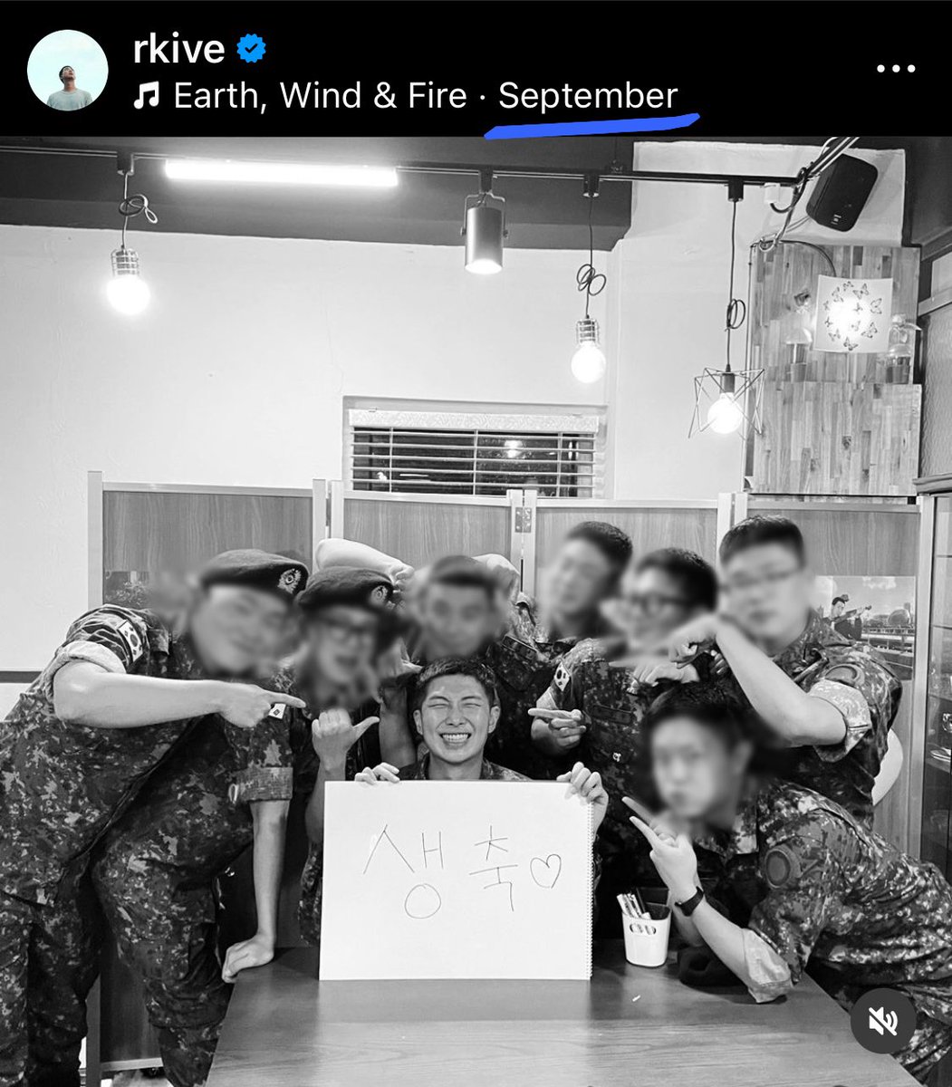 setiogi's tweet photo. “When I think of the word ‘love’, the first song that came to mind is #September by Earth Wind and Fire.”
-@BTS_twt Namjoon
… it’s been one of his favorite songs. He chose the song for his IG post today too.
#TeamSeptember, lezzz gooo! 🍂🍁
#BTS #RM #BTSonInstagram https://t.co/daNasMIOVb