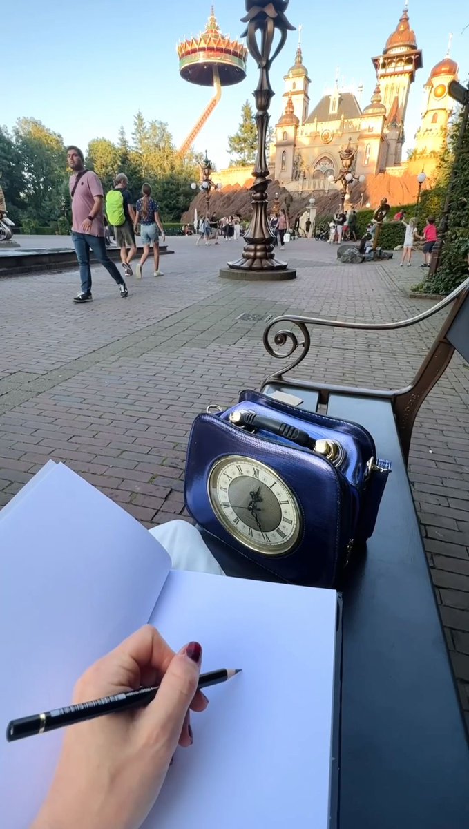 This place always feels like a fairytale <a href="/efteling/">Efteling</a> ✨🌙🍄 youtube.com/shorts/TPI6xeb… #Efteling