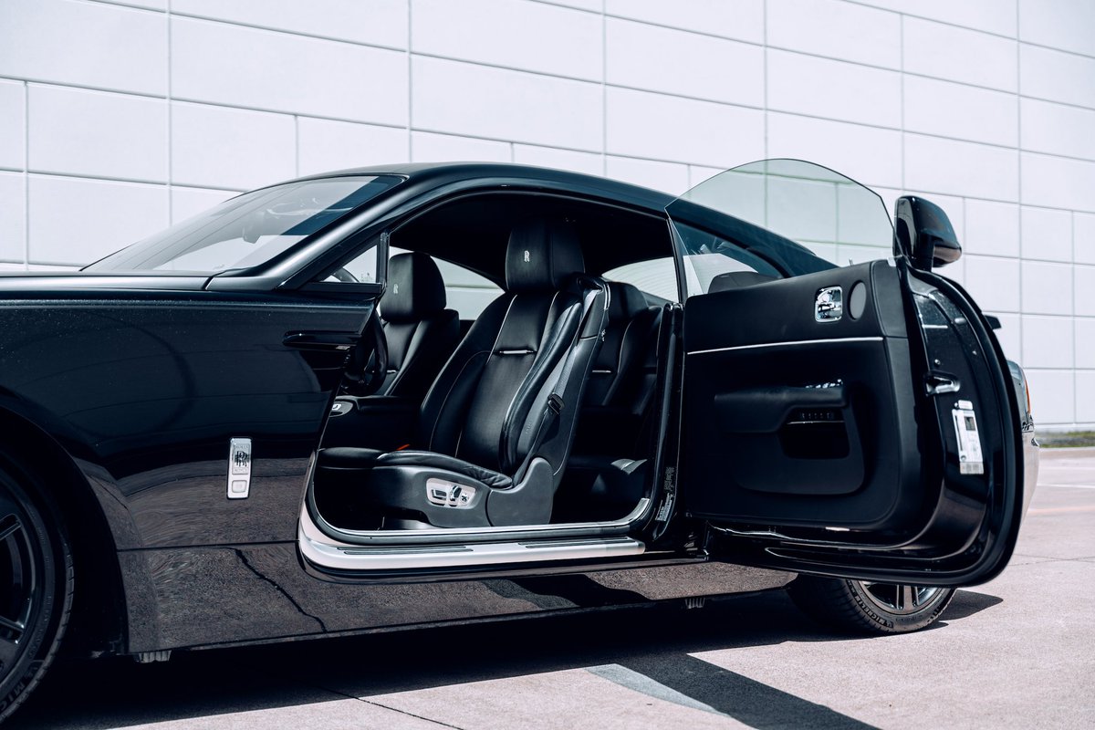 drivePAG's tweet photo. 🚨SPECIAL ALERT🚨

2016 Rolls-Royce Wraith

📍Dallas, TX

#rollsroyce #luxurylifestyle #cars https://t.co/RUr0zUD5HP