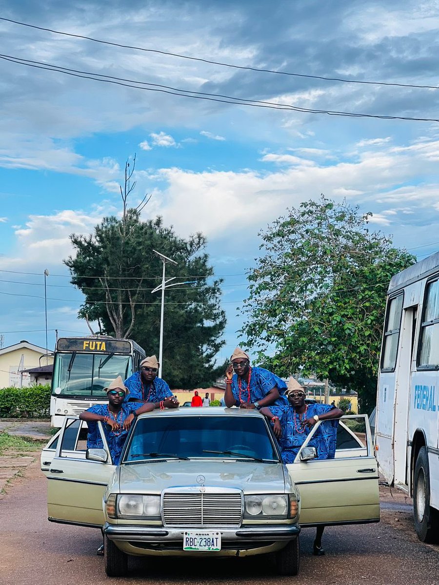DAY 4 (OJUDE OBA AND TUNGBA NIGHT)

A day to celebrate heritage and unity! OJUDE OBA is all about style, tradition, and fun 🇳🇬🎉 #TheConquistadors #FYBActivities"

 #TheConquistadors"
#Ojudeoba 
#Futaclass23
#TheConquistadors
#Futa
#Futabro