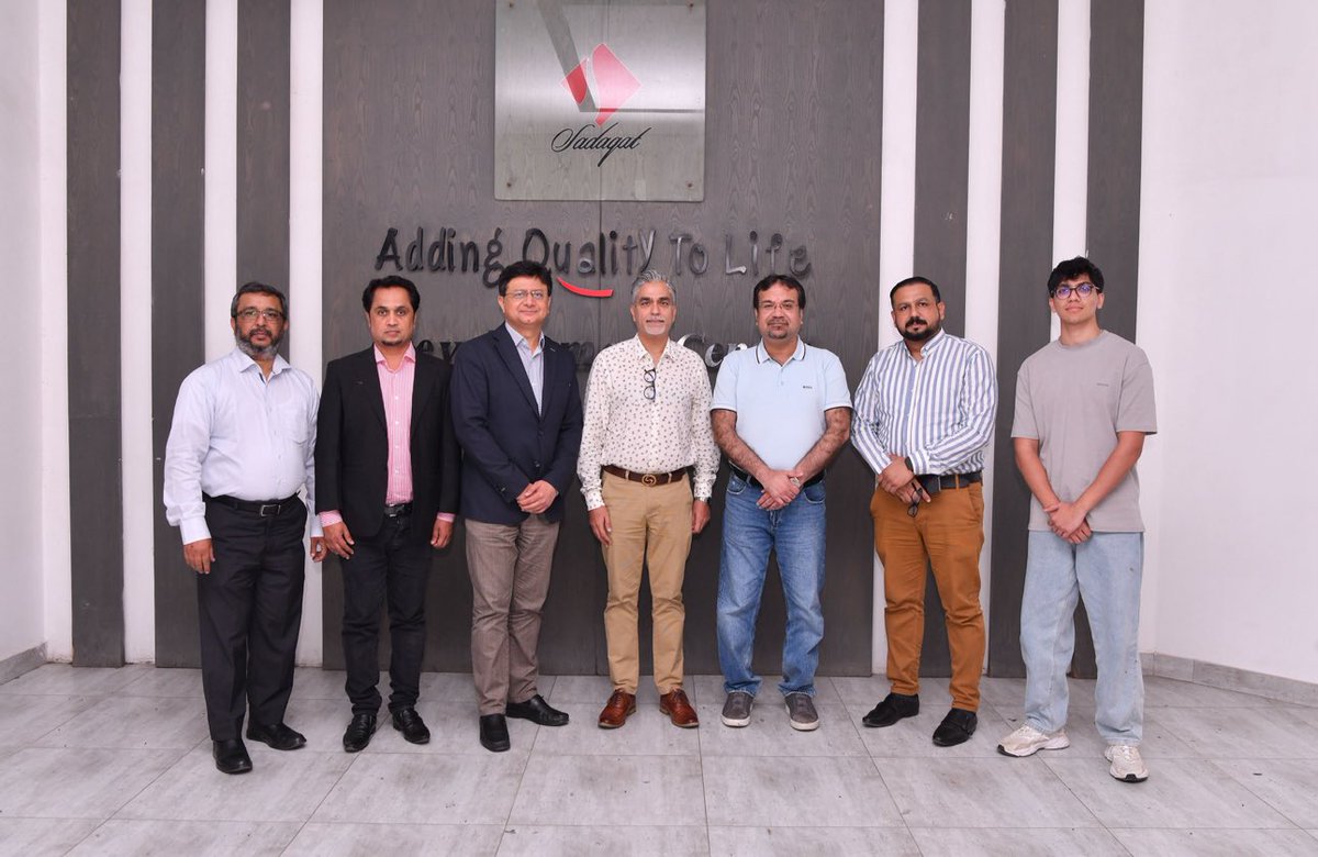 youngfsd's tweet photo. Had the pleasure of hosting Mr Syed Sohail Ahmed Emirates Airline Cargo Manager alongside Rapid Cargo Director, Mr. Saqib Majeed. We discussed innovative solutions for seamless sea and air services. Looking forward to working together. #Emirates #SadaqatLimited https://t.co/RUnAzg5ekt