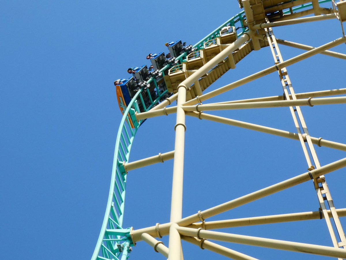 _astro_2003's tweet image. Nothing can beat X2’s drop but Hangtime’s is definitely up there for me. This drop needs more appreciation 

#hangtime #rollercoaster #knottsberryfarm