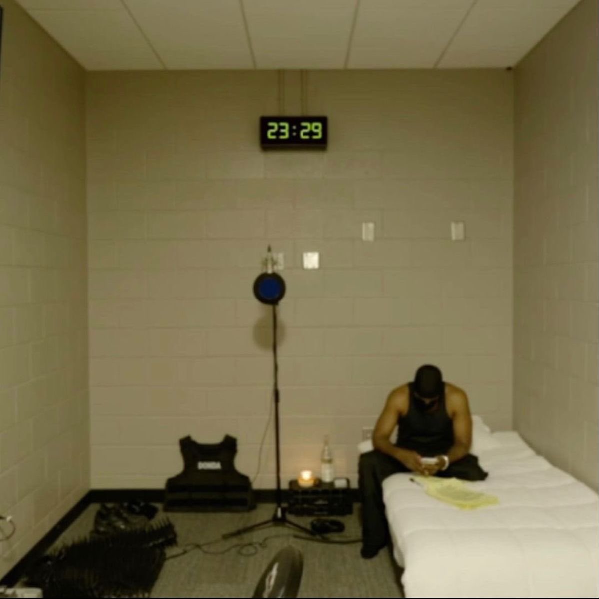 money printer only turns on

when you stay locked in

dondamaxx