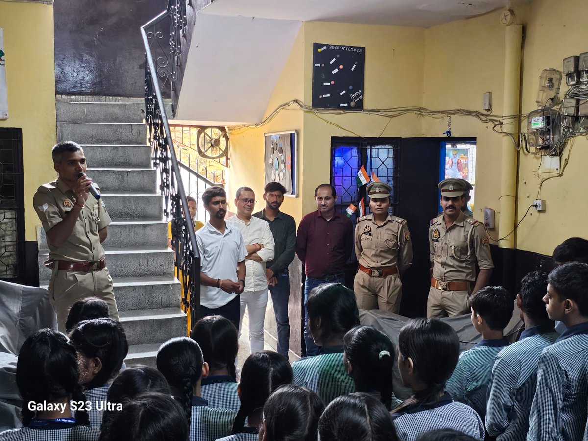 Police Station Sector 20 Noida tweet media