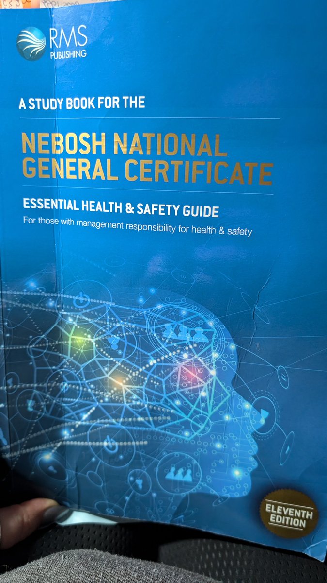 Squigglepig tweet media