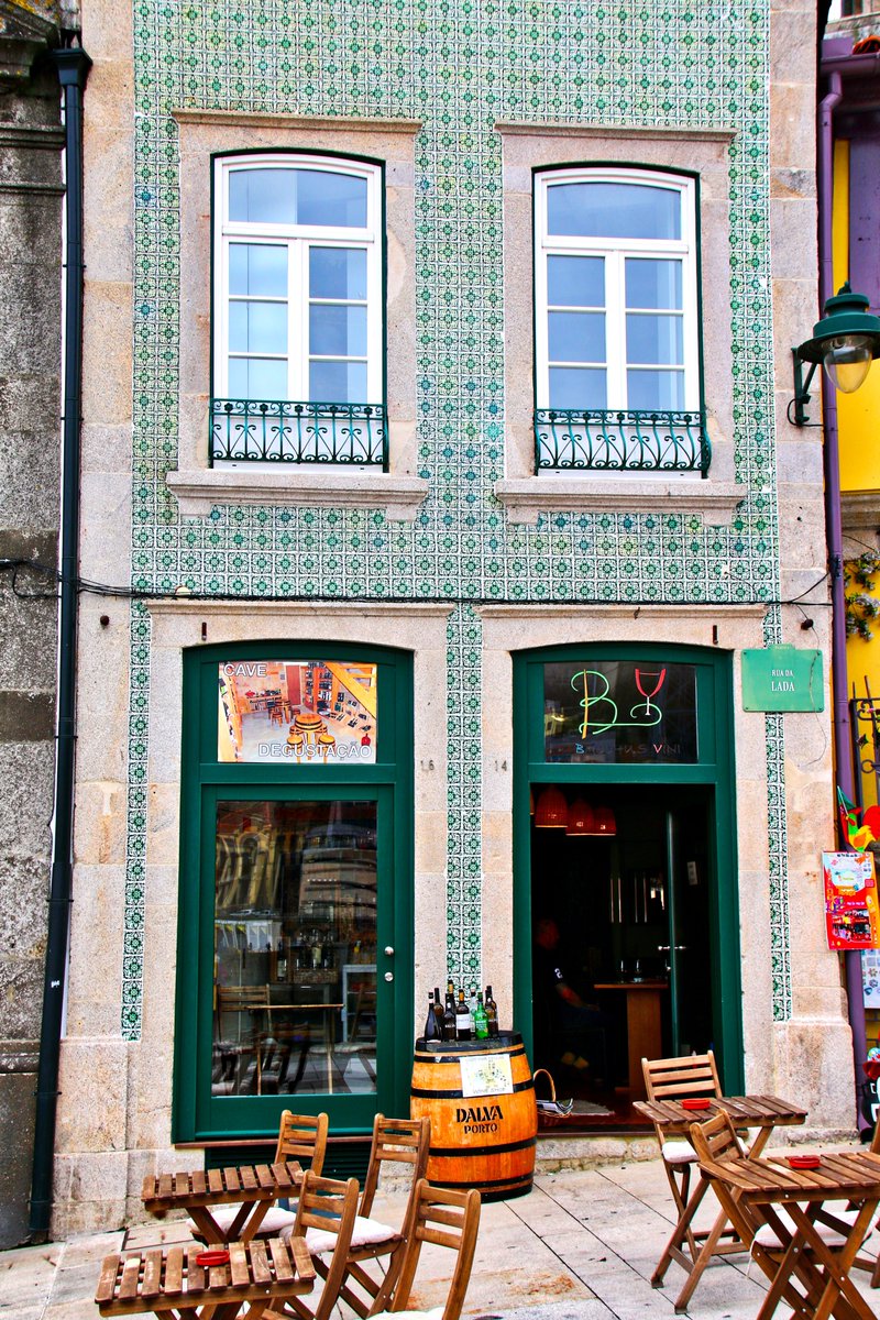 Portugal has some of the most delightful architecture in the world.

Why? Because it's normal for buildings to be covered in hundreds of colourful, patterned tiles.

They are called "azulejos" — and they show just how easy it is to make cities more interesting...