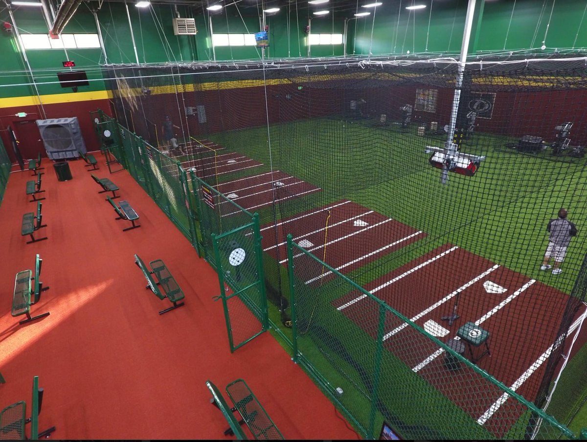 DBATMontgomery's tweet photo. With rain in the forecast over the next several days. ✔️out our pitching machines, 1st come 1st serve. Buy rounds/credits= 15 pitches. Special 10 credits $20. (Ends Sun 9/15)
Or rent a lane & get 1 FREE for your team practice. See the Pro Shop #dbatmontgomery ⚾️ 🥎 #letsrake https://t.co/yxWrkVq1aC