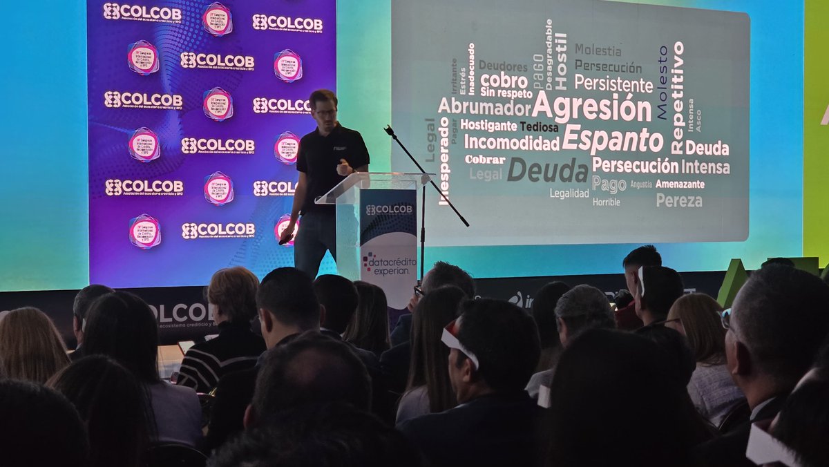 ValoraAnalitik's tweet photo. #CongresoCOLCOB | @Colcob_Colombia sorprendió en el Congreso de Cobranza y BPO con tecnología, en el evento fueron protagonistas las presentaciones en 3D que hicieron pasar un rato divertido a sus asistentes. https://t.co/kccxoYpe3i