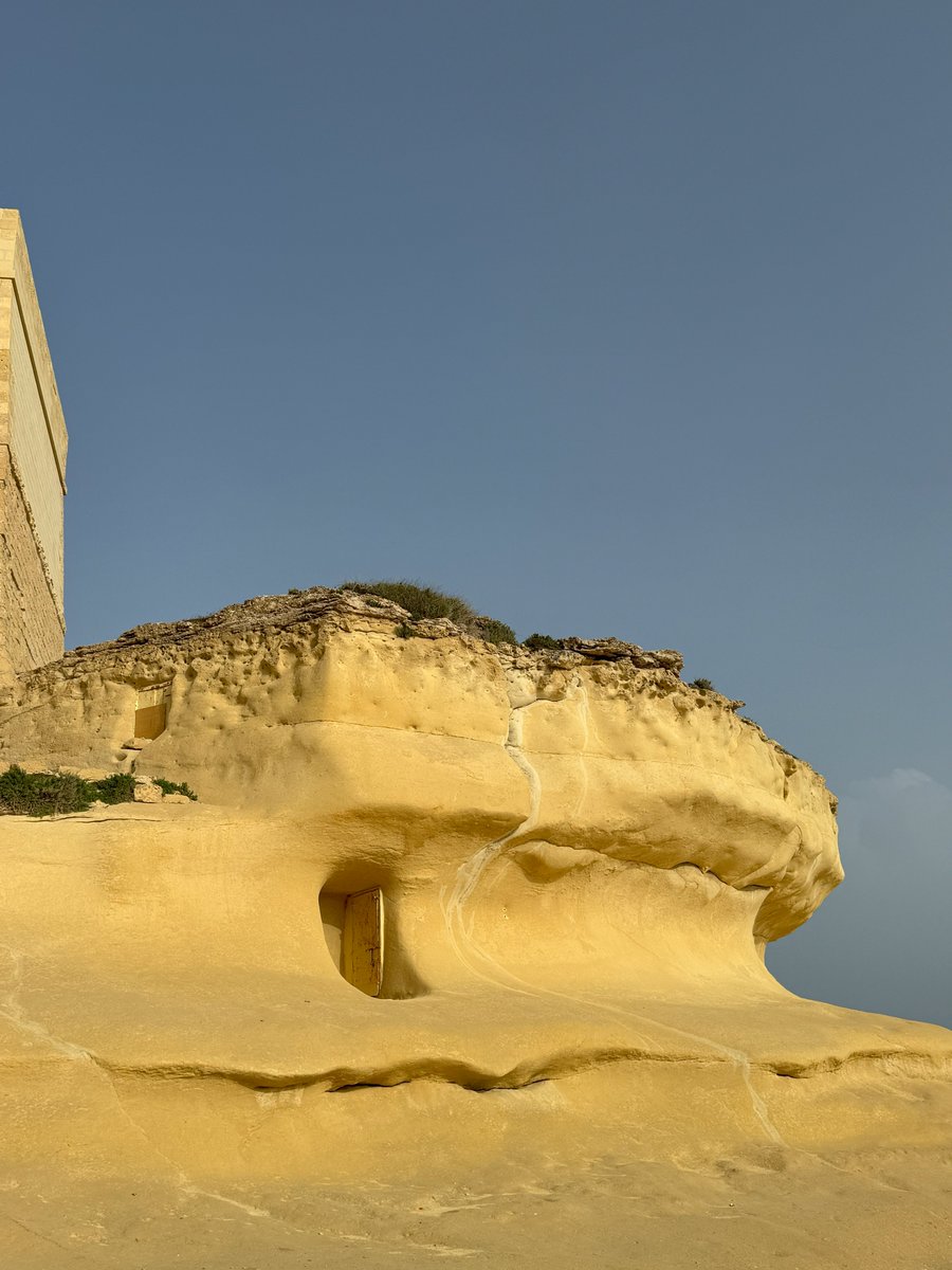 VassarAnth's tweet photo. Through this program, I had the chance to develop my social confidence and independence through conducting fieldwork around Gozo as we interacted with the town and the people. https://t.co/LgJUX3ToSt