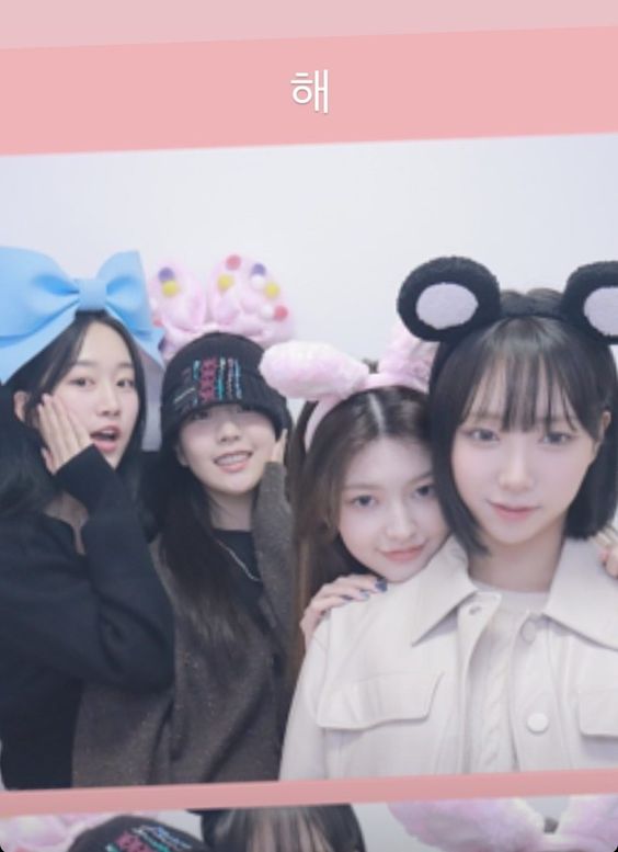 dailyirris's tweet photo. happy 800 days with irris!

#IRRIS #아이리스 #I_L #아이엘  #LIV #리브 #YUNSEUL #윤슬 #NINA #니나 https://t.co/SPaK3SDswj