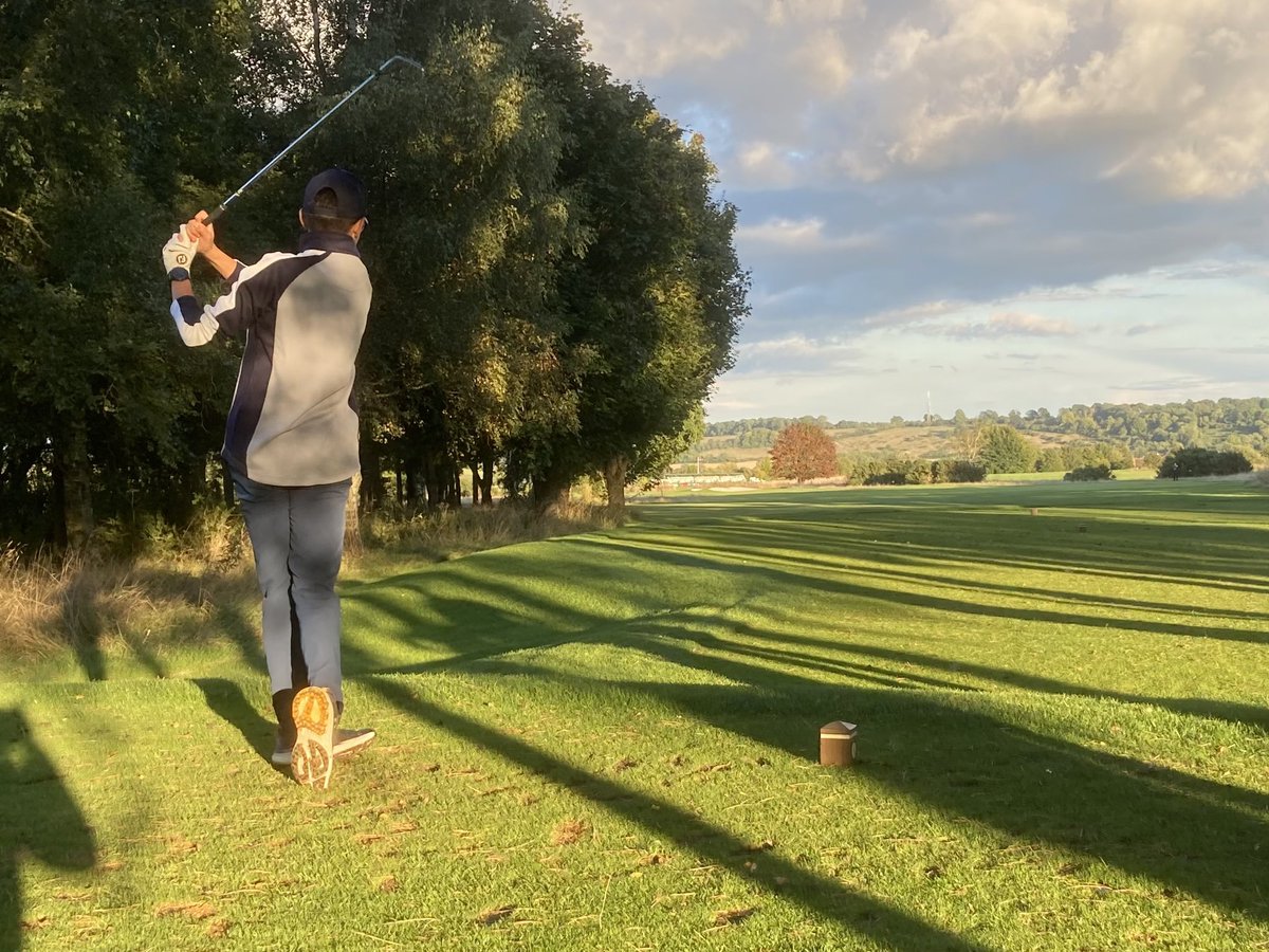MCol_Golf's tweet photo. Marlborough College Golf Team enjoyed a great match in our 1st fixture of term vs Winchester College today. Narrow wins from Harry and Hugo and clutch putts on 16 and 17 from Seb to seal the win. Well played all and thanks to Winchester for making the trip over ⛳️ 👍 https://t.co/WWEro37IUg