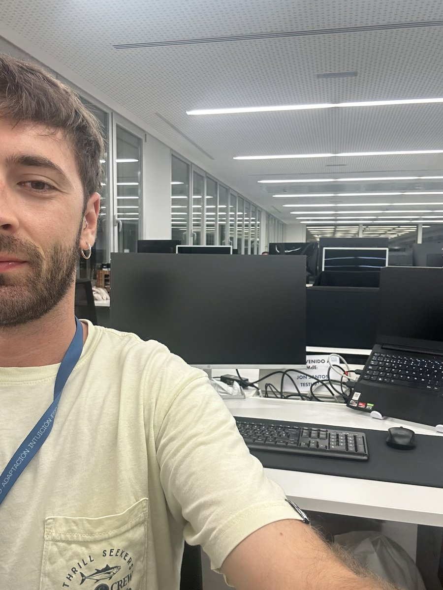 jon_testualia's tweet photo. Resumen primeras 2 semanas en @lanzaderaes 

- construyendo día y noche 🫡
- conocer a muchos soñadores ✅
- conocer al crack de @WillyrexYT. Pura admiración.

Vaya comienzo, pilas cargadísimas! https://t.co/9LBG1E48Dt