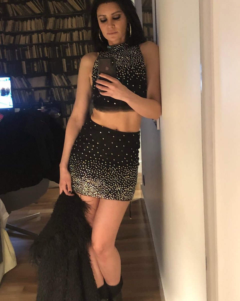 ArwaGouda's tweet photo. 💇‍♀️💇‍♀️ https://t.co/LVTpUwIDPS