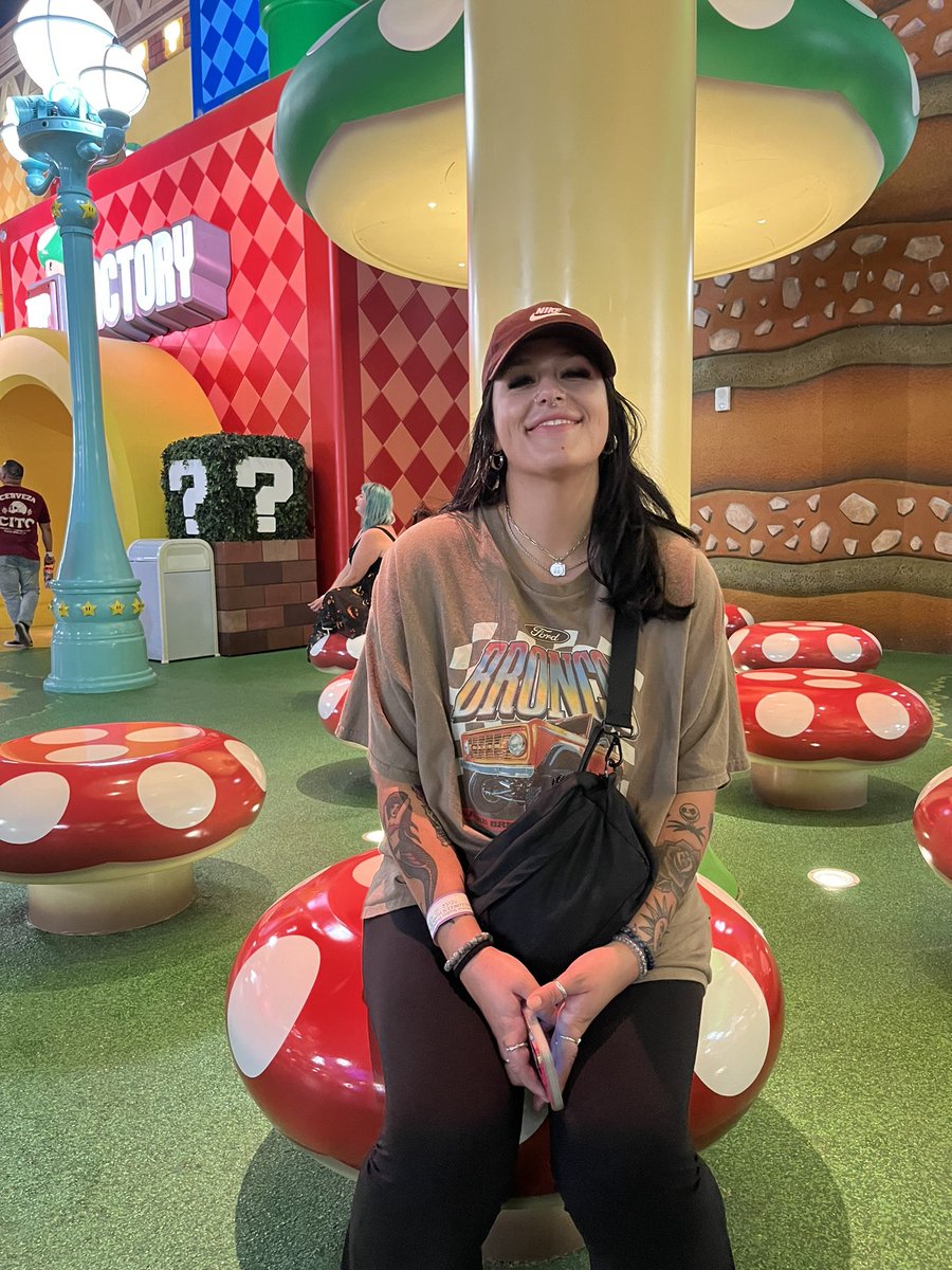 HayleySnowA's tweet photo. 1 year with my best friend!! 🤩 pls marry me NOW https://t.co/BuLtzT4EU2