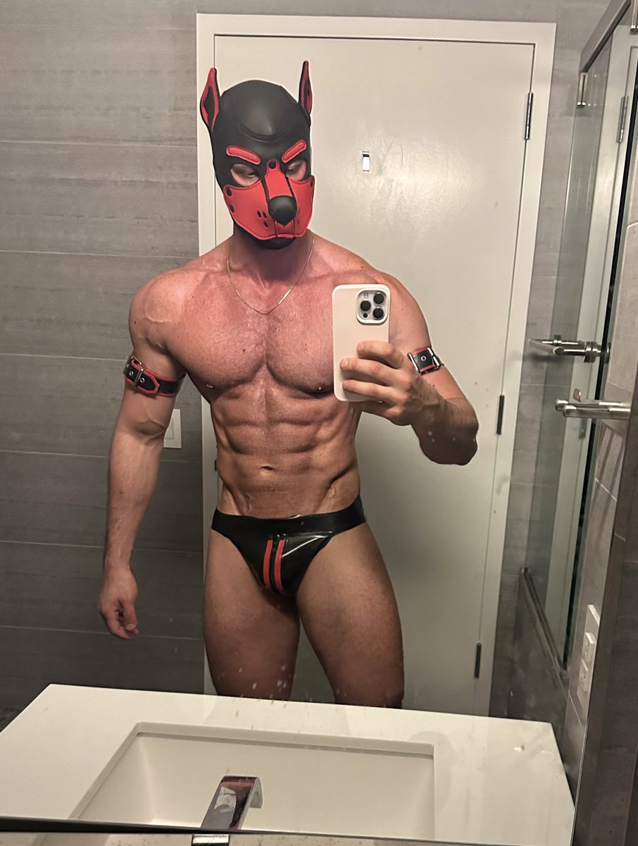 Rio + Jet (@rubberpupsnyc) on Twitter photo Selfie in my new jock ๐ธ๐ถ Selfie in my new jock ๐ธ๐ถ