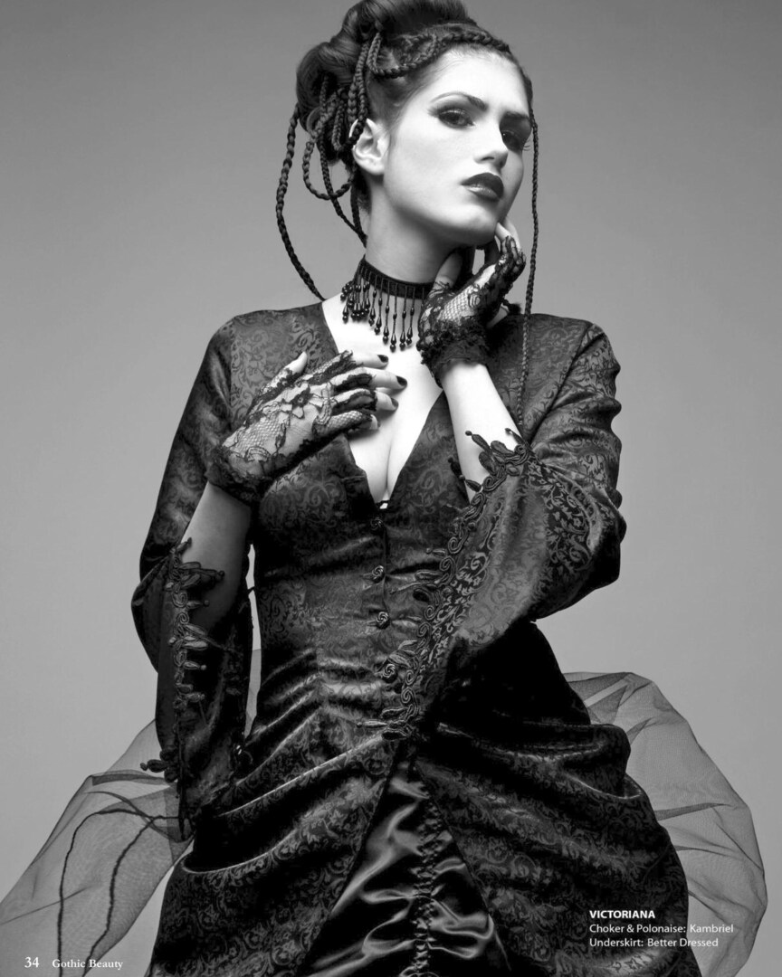 GothicBeautyMag's tweet photo. #ThrowbackThursday to #gothicbeauty 16 with #lilah wearing #kambriel and #betterdressed Do you have the print edition of this issue? Digital still available at https://t.co/cxoMJbJKp3 🖤

@kambrieldesign  #gothicbeautymag #gothicbeautymagazine https://t.co/ItkwvxCtjP https://t.co/yZgPSFiPaT