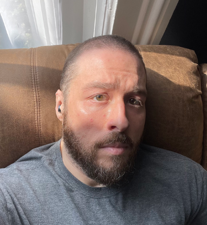natesugartweets's tweet photo. cardio: done
lifting: done

lying back on my recliner and celebrating my progress rather than focusing on my hair not grown back in yet, or how far i still have to go: work in progress

the finish line isn't the win. it's every step toward it. i have to remind myself, too. https://t.co/7FxJcIX7EB