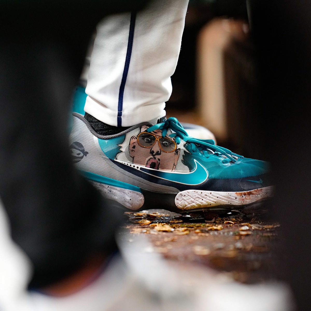 Thanks For The Respect Bryan Woo <a href="/BJW002/">Bryan Woo</a>! WOOOOO! <a href="/Mariners/">Seattle Mariners</a>