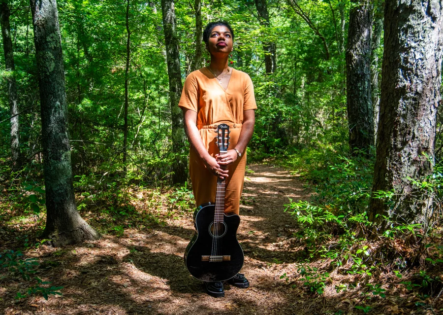 Lauren Daley (@laurendaley1) on Twitter photo Folk is not dead, says <a href="/springsteen/">Bruce Springsteen</a> photographer Barry Schneier. His new book & <a href="/FolkHallBoston/">Folk Americana Roots Hall Of Fame</a> exhibit shows faces of #Boston #Folk & <a href="/clubpassim/">Club Passim</a> -- from <a href="/tomrushmusic/">Tom Rush</a> & <a href="/joancbaez/">Joan Baez</a> to @_yocliff, <a href="/anaismitchell/">Anaïs Mitchell</a>, Cape's Gabriella Simpkin & more. my latest shorturl.at/blFla Folk is not dead, says <a href="/springsteen/">Bruce Springsteen</a> photographer Barry Schneier. His new book & <a href="/FolkHallBoston/">Folk Americana Roots Hall Of Fame</a> exhibit shows faces of #Boston #Folk & <a href="/clubpassim/">Club Passim</a> -- from <a href="/tomrushmusic/">Tom Rush</a> & <a href="/joancbaez/">Joan Baez</a> to @_yocliff, <a href="/anaismitchell/">Anaïs Mitchell</a>, Cape's Gabriella Simpkin & more. my latest shorturl.at/blFla