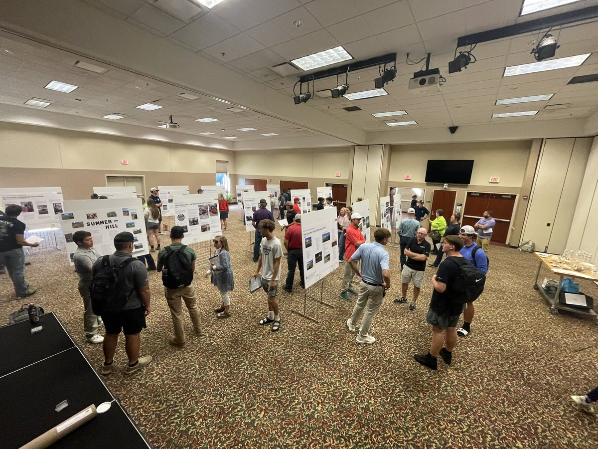 OSU_ATI_Turf's tweet photo. Great to have students involved in the internship poster presentation event again this year - there is even an @mminks22 sighting! https://t.co/YI51xPZAG7