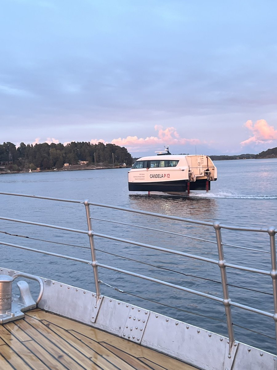 mpawlo's tweet photo. Quite the boatride to Vaxholm, impressed by @CandelaBoat 🛥️🛥️🛥️ https://t.co/rMpVP3tYKS