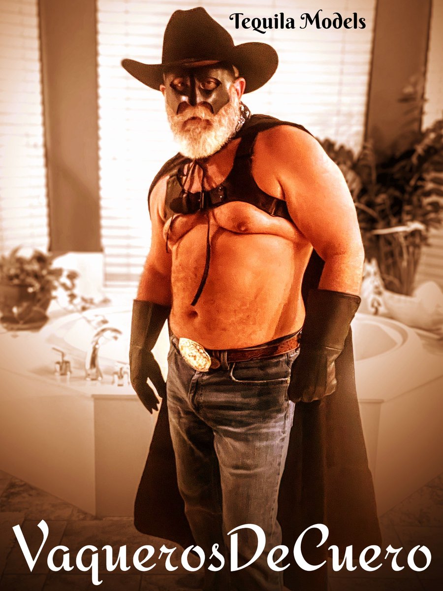 vaquerosdecuero's tweet photo. #LeatherMacho #CigarCowboy #BadChubby #WorkingOlder #MasterDaddy #SmokingTrucker #FatBear #MatureLover #BikerFashion #BootsCop
@tequilamodels

#vaquerosdecuero
@vaquerosdecuero

#tequilamodels
@agavetruckers https://t.co/PDoO62Iy5j