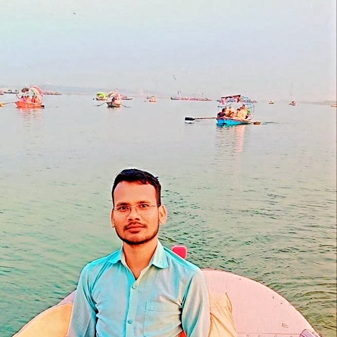 Ssatyendra_bind's tweet photo. #ग्राम_पंचायत_अधिकारी_2018
#selected_vpo
जाने कितने ही अच्छे दोस्त, अच्छे लोग,अच्छी याद, अच्छे त्योहार,अच्छे महीने, अच्छे साल,निकल गए अपने जीवन से एक अच्छे दिन के इंतजार में,एक अच्छे नौकरी की ख्वाहिश में उसका दिन आज खत्म हुआ.. https://t.co/RRYGQm5lgU