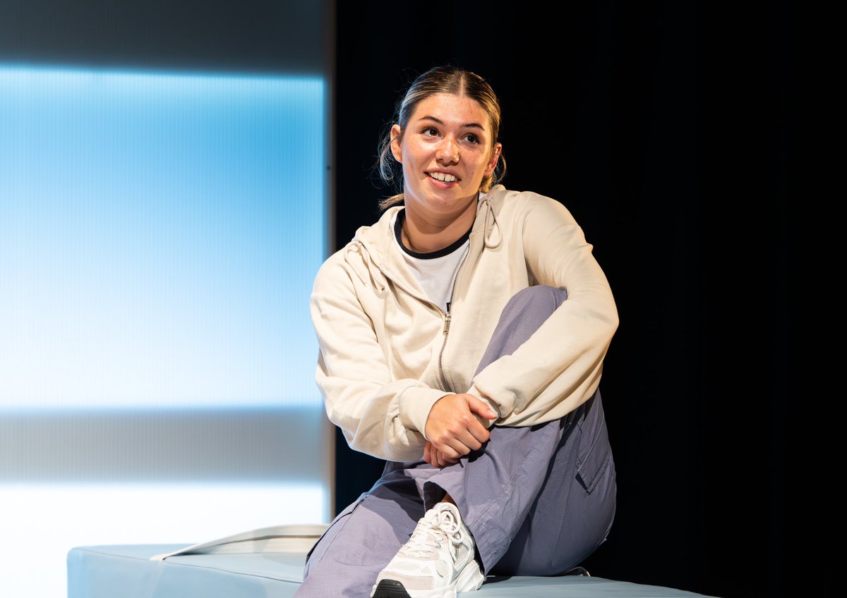 allthingstc's tweet photo. 8 Hours There and back opened tonight to the amazing children from @TimeMattersUK1 A few tickets left for Friday and sat night @unitytheatre thanks to Brian Robert’s for his beautiful images. https://t.co/92FoDolXpp