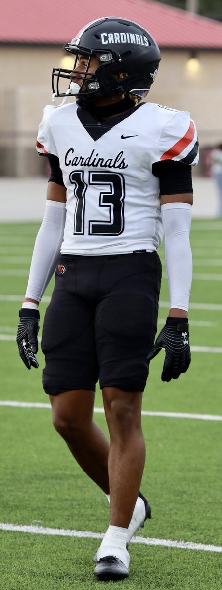 Jerrick Harper <a href="/J3rrick_/">Jerrick Harper</a> @ Trinity Valley JuCo <a href="/TVCCFOOTBALL/">TVCC FOOTBALL</a> picks up <a href="/HawaiiFootball/">Hawaii Football</a> Offer <a href="/Coach_Po/">Sherard Poteete</a>
