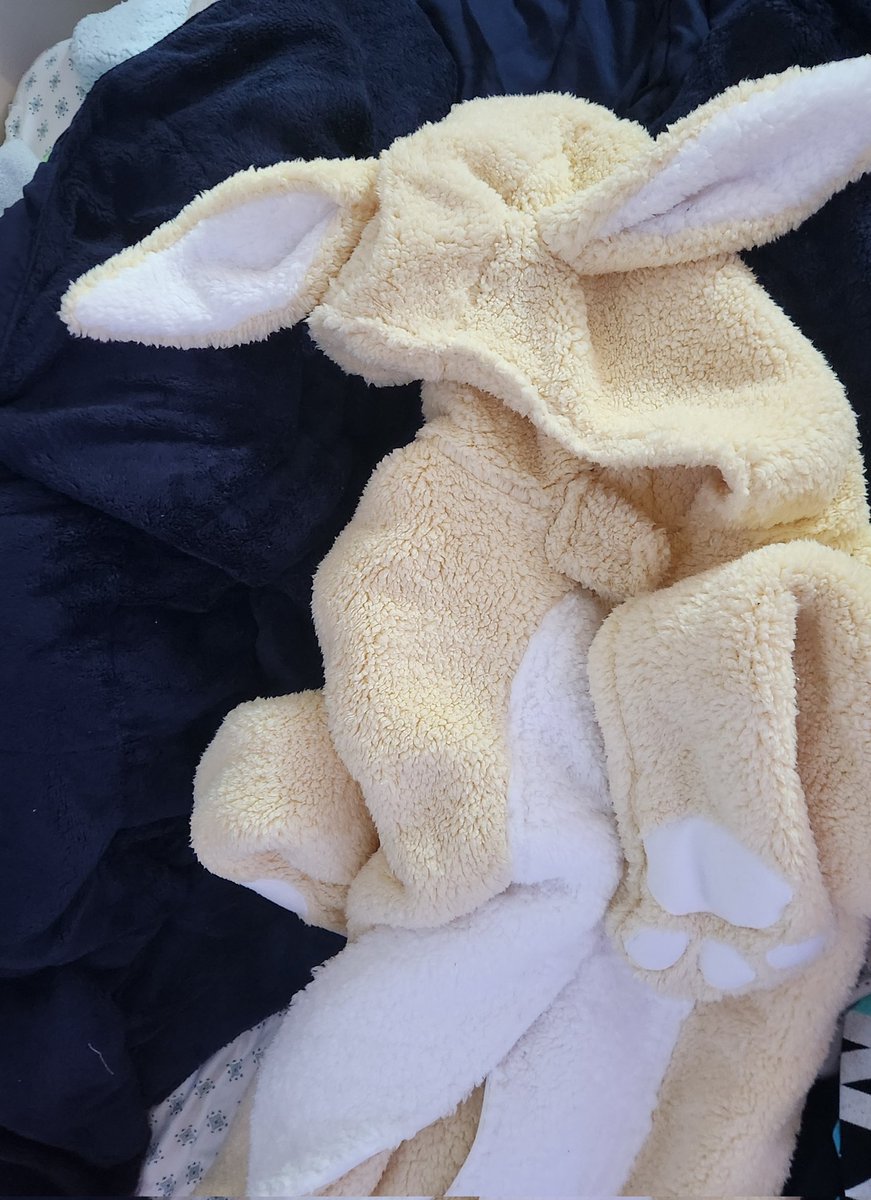 PinkEscapades's tweet photo. Laid out ur jammies for tonight 

The most rest acquisition is this yellow plush bunny pair
Is so frikin adorable >w< https://t.co/48gEnqvwKt