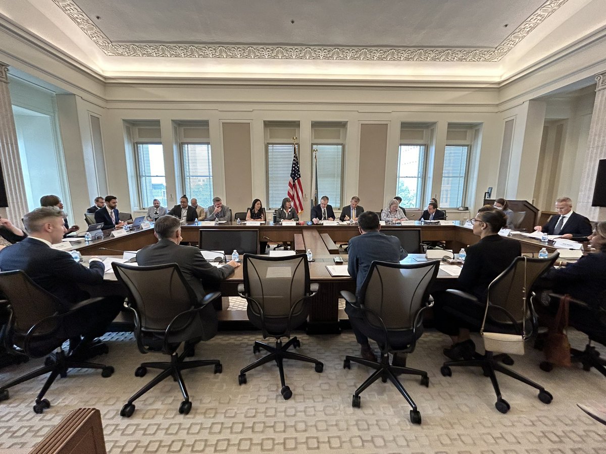 AsstSecCantor's tweet image. Thrilled to have co-chaired alongside @USAsiaPacific the second meeting of the Interagency Group on the Freely Associated States today. Looking forward to continuing our discussions on implementing the Compact of Free Association.