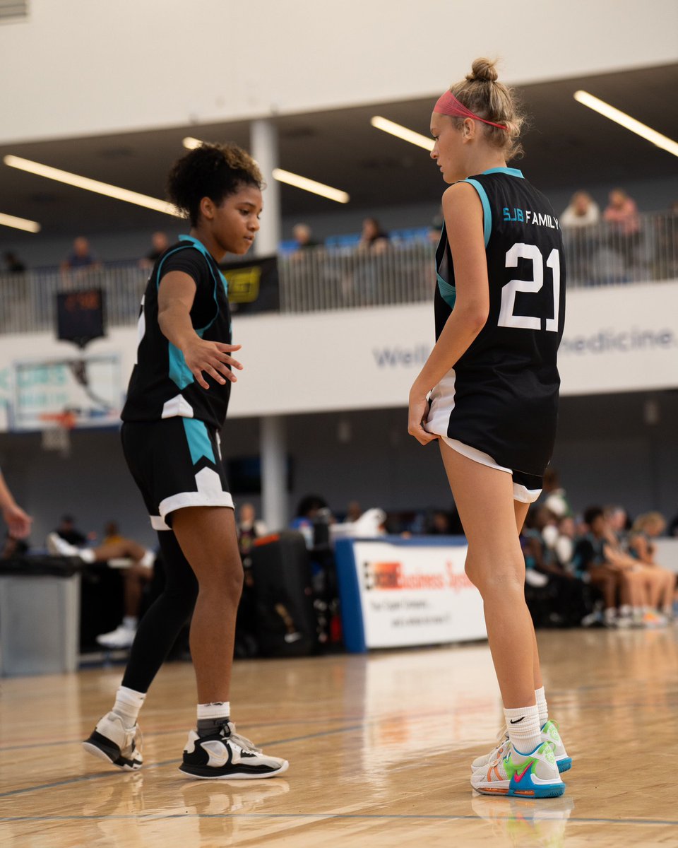 zg_midatlantic's tweet photo. Just over 2 WEEKS until #ZGMID is back in town 👀
We’re getting the #ZGFALL season started @TheChaseFH ❗️❗️❗️
🔗: https://t.co/ekMOk5xe8T
📍: PA/DE/NJ
✉️: Hudson@zerogravitybasketball.com https://t.co/dwjG0qsdeL