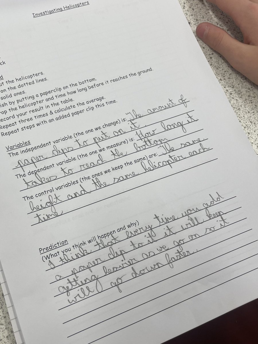 HouricanMs's tweet image. Great work done with 1st years today showing off their understanding of creating a good hypothesis and testing variables in experiments. Nice and easy set up too 🙌 #jcscience