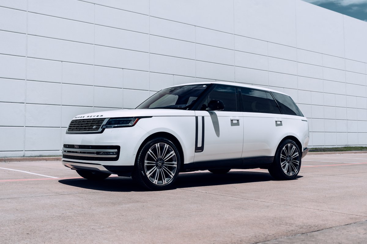 drivePAG's tweet photo. SOLD: 2023 Range Rover Autobiography LWB

➡️ Shipped to FL for our Customer 👋

🔗https://t.co/0PYUibZz0b https://t.co/Tjp2lB30yu