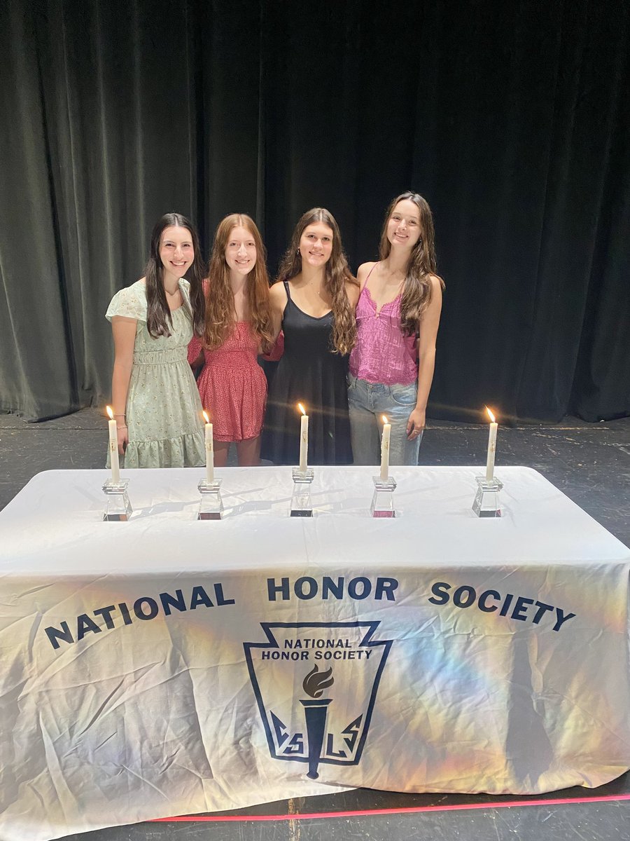 Lisa Silverman tweet media