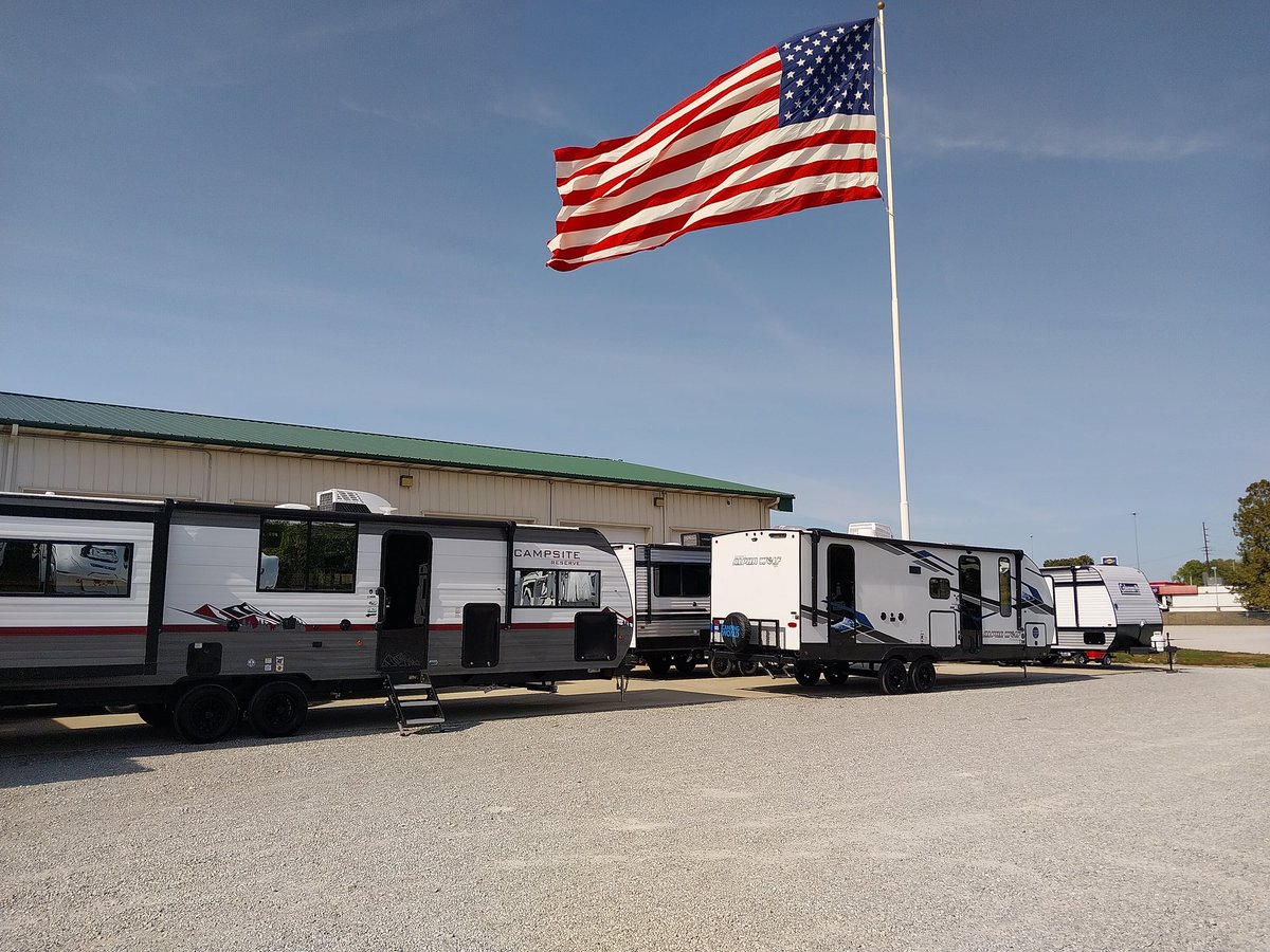 PhilCarsner's tweet image. Come out this weekend to #CampingWorld of Piqua, OH to take advantage of the 2024 Clearance Event! No better time to get camping!