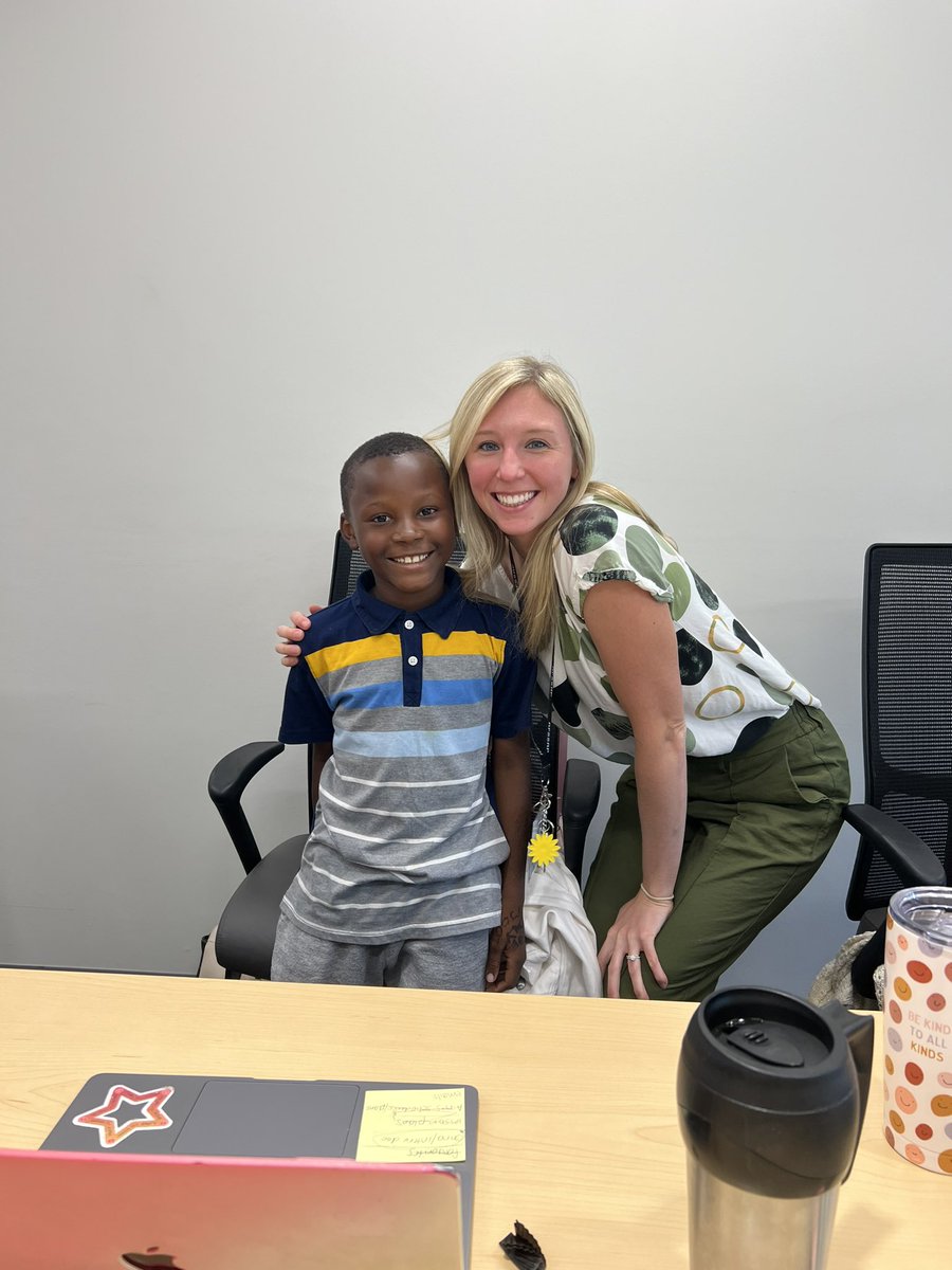 Daniela Fountain (@nerdyfountain) on Twitter photo This student and teacher were so excited to see each other again at Central School! Nothing like running into a favorite teacher one year and one school later <a href="/ebogdanich3/">Beth Bogdanich</a> #sd113a This student and teacher were so excited to see each other again at Central School! Nothing like running into a favorite teacher one year and one school later <a href="/ebogdanich3/">Beth Bogdanich</a> #sd113a