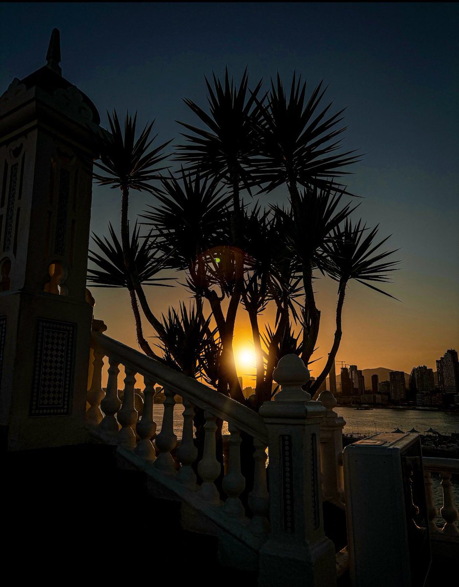 Sheldon_Owen's tweet photo. Spanish Sunsets ☀️ https://t.co/8mHD812HZm
