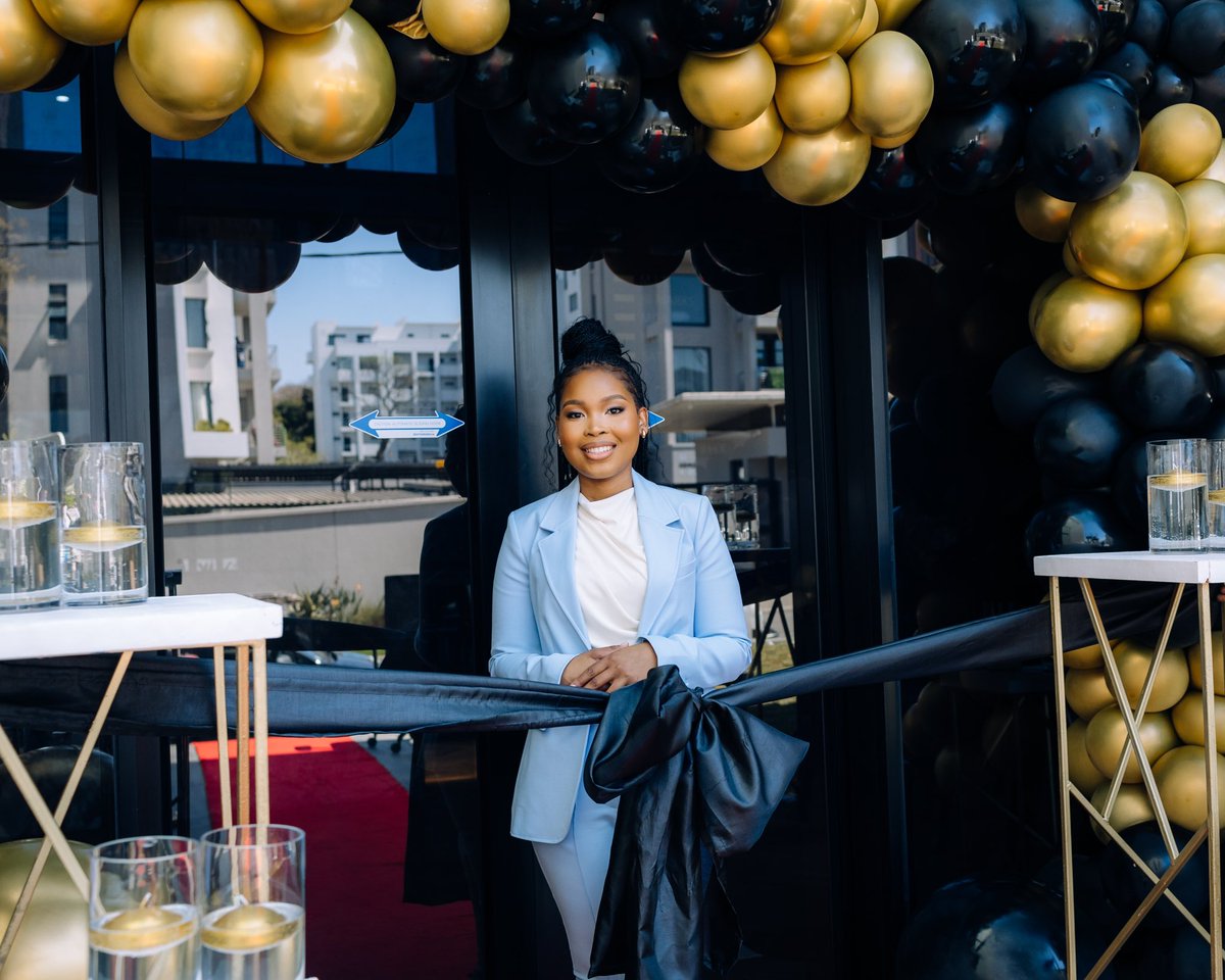 nonoevents's tweet image. MIT Grand Opening
Thank you MIT &amp;amp; Nosipho 🙏
#MITGrandPpening #CorporateEvent #GrandOpening
#Black&amp;amp;Gold&amp;amp;Theme #Celebration #CocktailSeating #LoungeSeating #Draping #Cabanas #Photobooth #Celebration #Deco #Flowers #NonoEvents