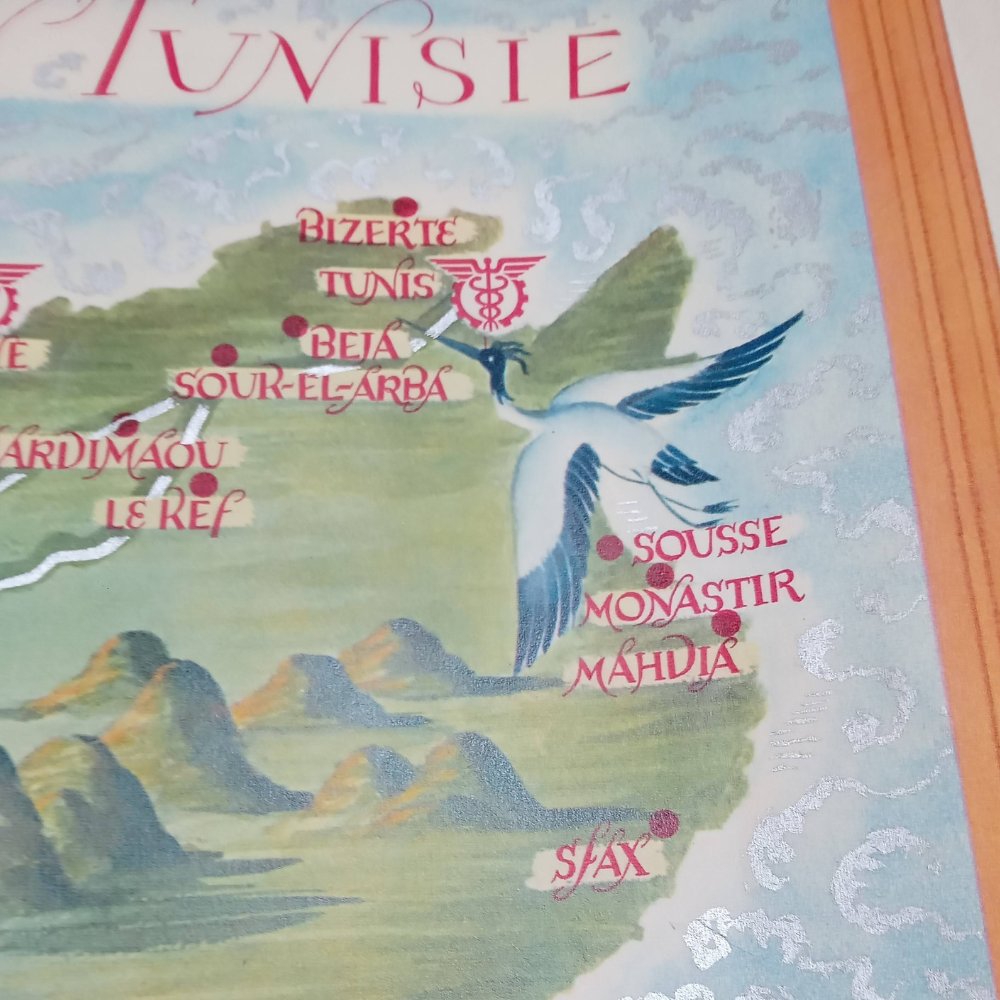 mapmapnmap's tweet image. Discover this illustrated map of Algeria and Tunisia, published in 1940 by the Banque Nationale pour le Commerce et l'Industrie. Dimensions: 53.7 * 43.9 cm.
r